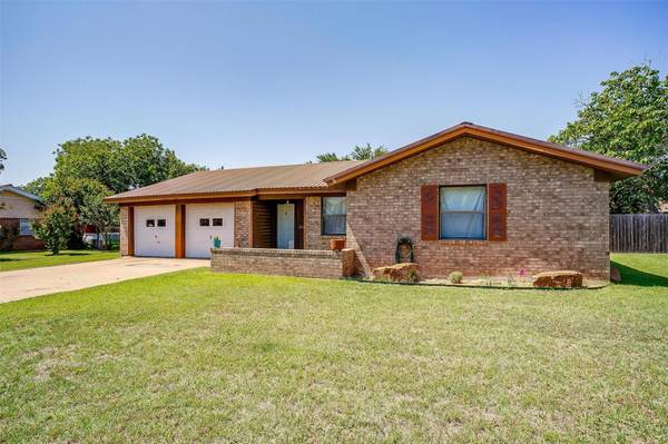 2009 SE 11th Street, Mineral Wells, TX 76067