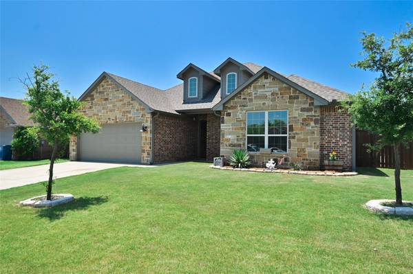 1410 Still Meadow Drive, Kaufman, TX 75142