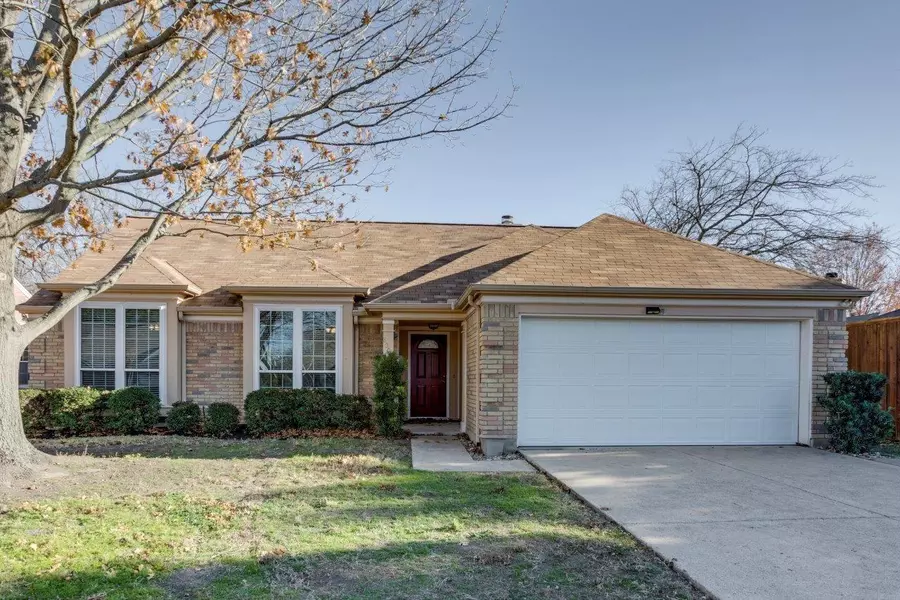 8006 Rainbow Drive, Rowlett, TX 75089