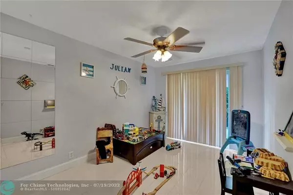 Sunrise, FL 33326,15991 W Wind Cir