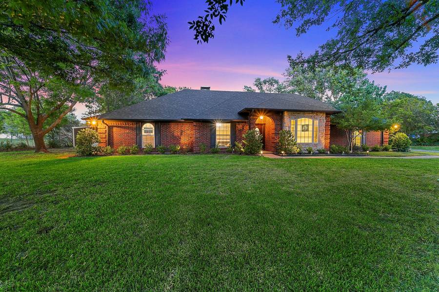 2011 Carriage Estates Road, Sherman, TX 75092