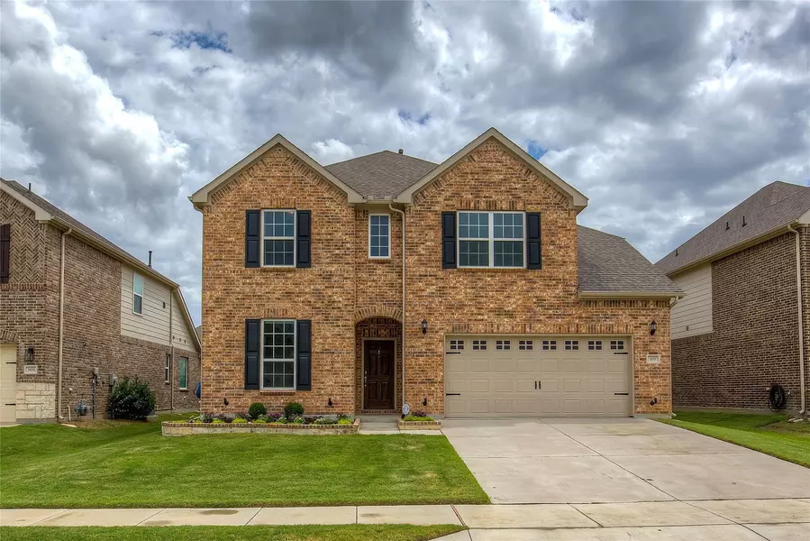 909 Basket Willow Terrace, Fort Worth, TX 76052