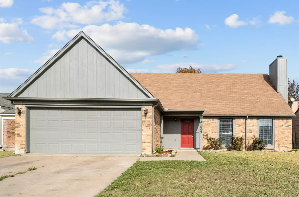 Arlington, TX 76018,1609 Briarpath Lane