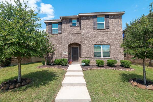 1300 Honeywood Lane, Royse City, TX 75189