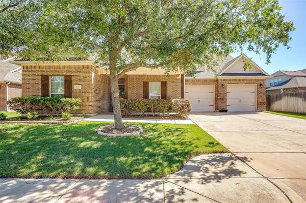 1127 Clairemont Lane, Burleson, TX 76028