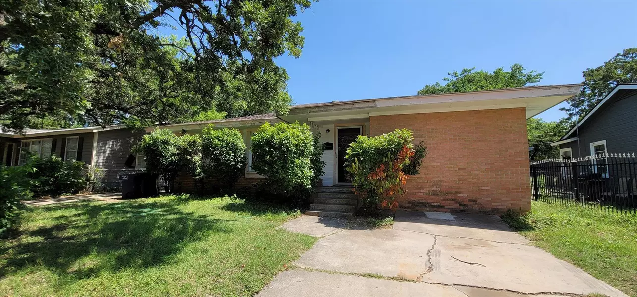 3804 Childress Street, Fort Worth, TX 76119