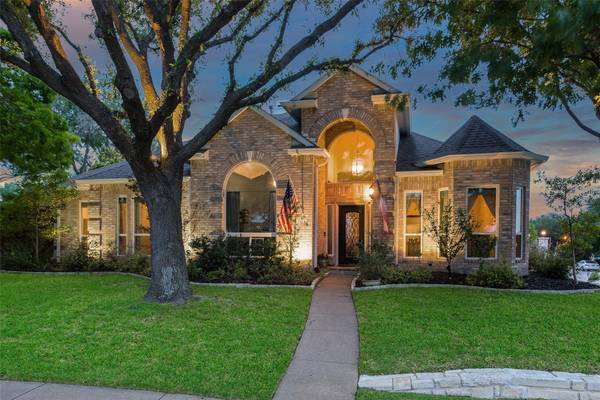 7517 Waterwood Drive, Rowlett, TX 75089