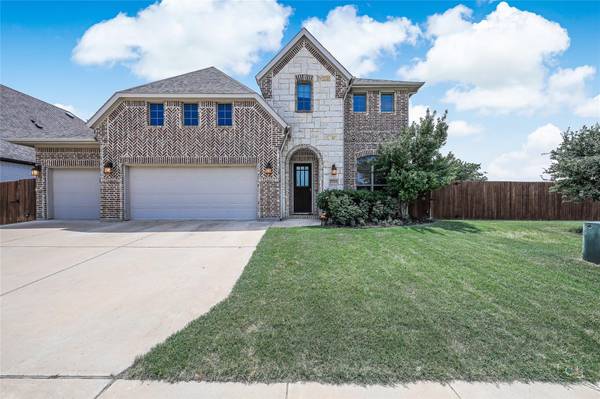 15105 Seventeen Lakes Boulevard,  Fort Worth,  TX 76262