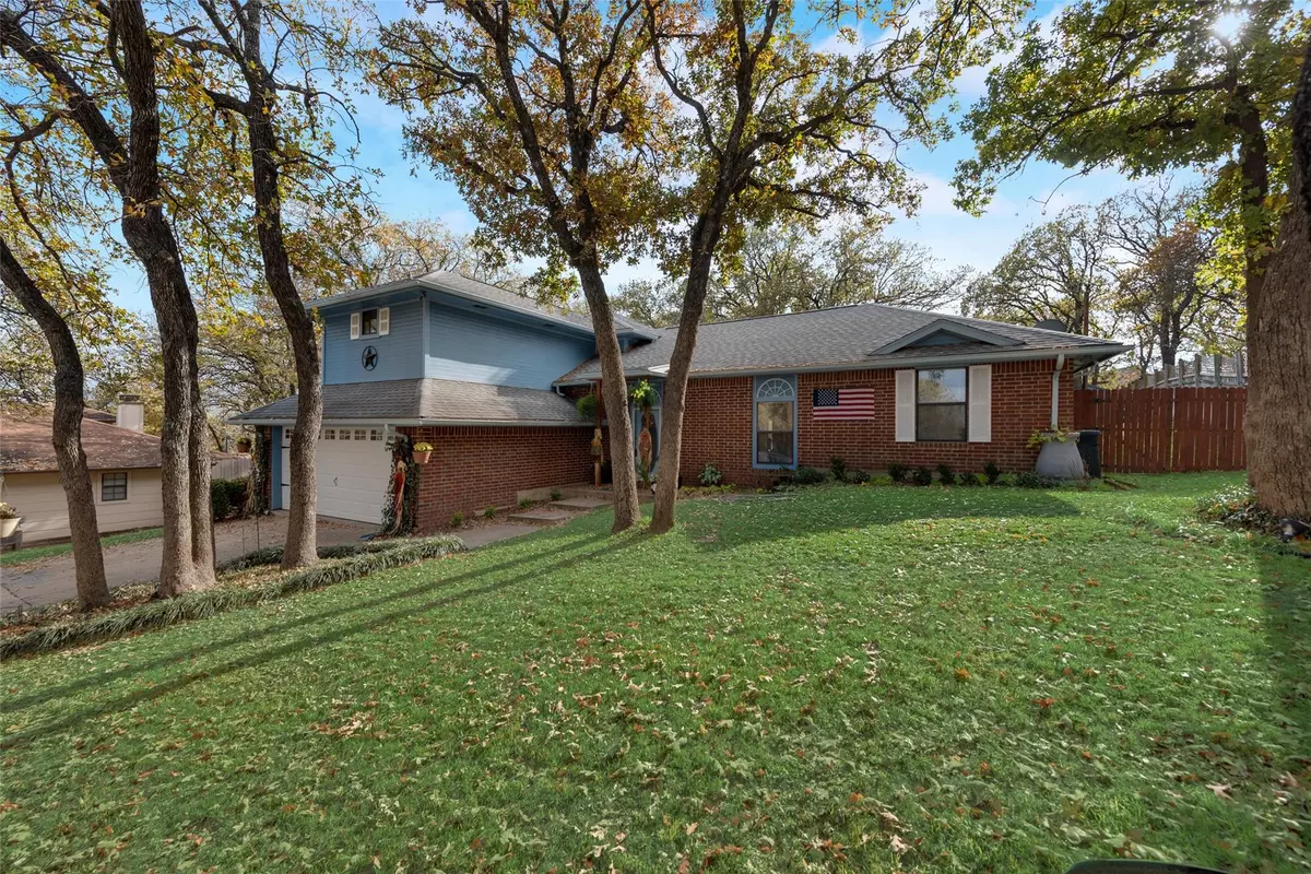 Azle, TX 76020,358 Woodhill Way Court