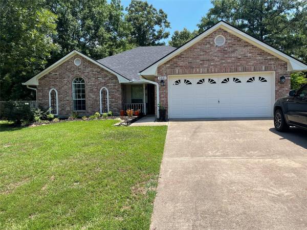 5001 Beechwood Hills Drive, Shreveport, LA 71107