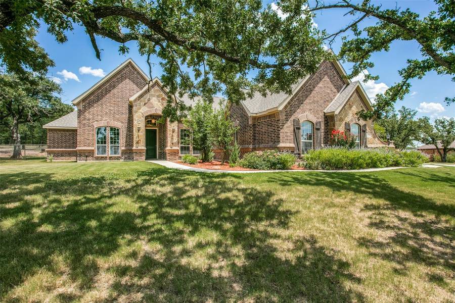 754 County Road 3470, Paradise, TX 76073