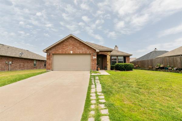 528 Silver Leaf Drive, Fate, TX 75087