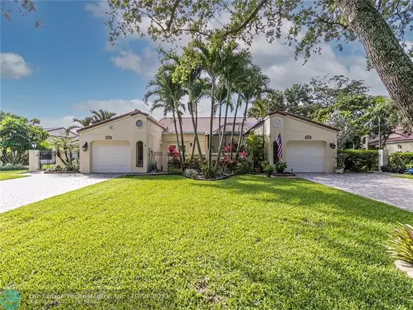 Deerfield Beach, FL 33442,654 Deer Creek Emerald Way  #654