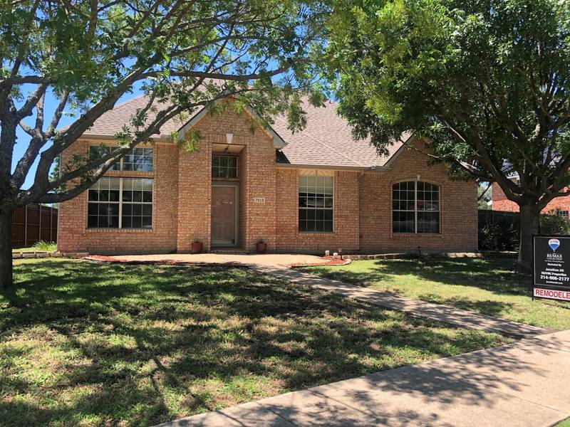 7513 Silverthorn Drive, Rowlett, TX 75089