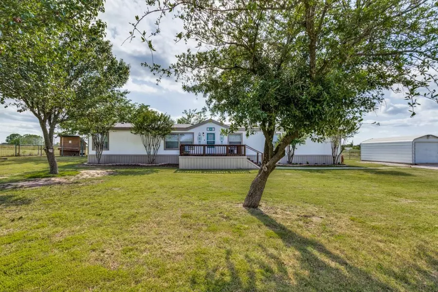 6998 County Road 2532, Quinlan, TX 75474