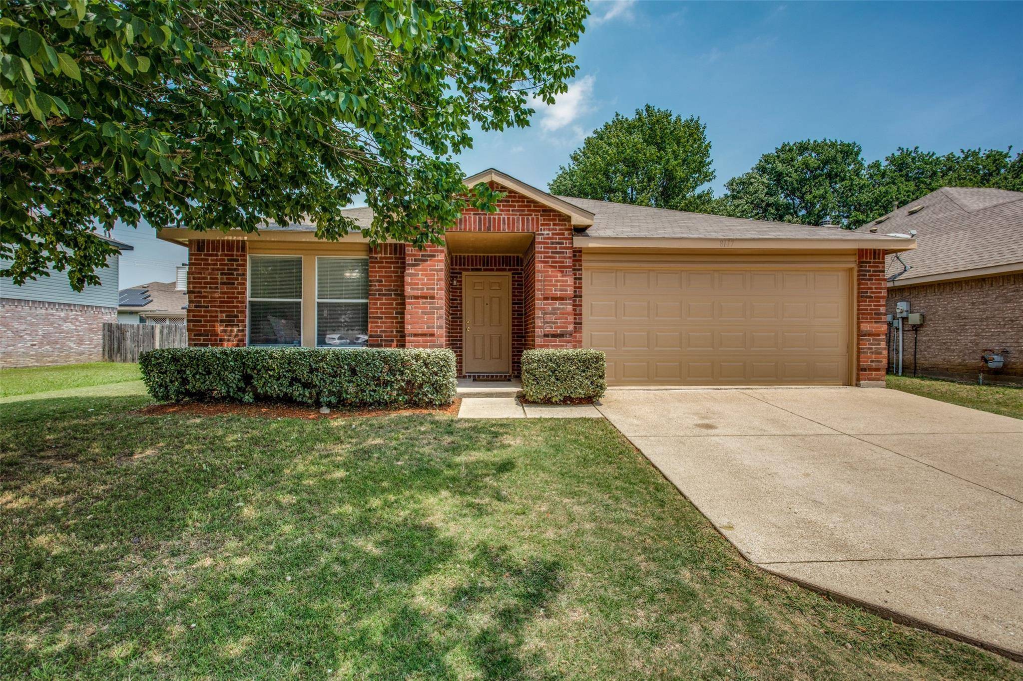 8117 Montecito Drive, Denton, TX 76210