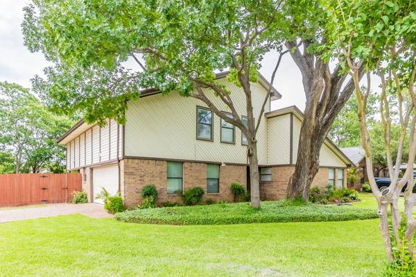 1101 Cross Bend, Irving, TX 75061