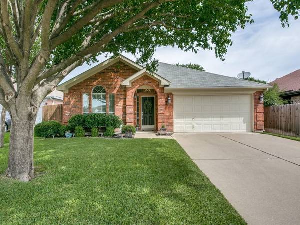 5004 Diamond Springs Court, Fort Worth, TX 76123