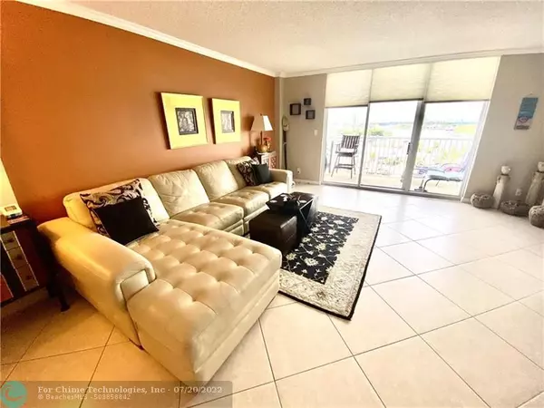 Fort Lauderdale, FL 33316,1 Las Olas Circle  #1010