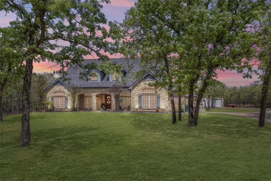 151 Brush Creek Drive, Azle, TX 76020