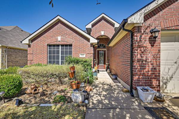 5315 Brazoria Drive, Grand Prairie, TX 75052