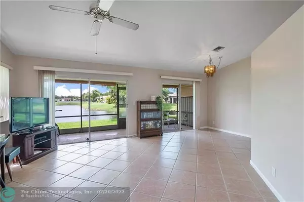 Deerfield Beach, FL 33442,2083 Discovery Cir  #2083