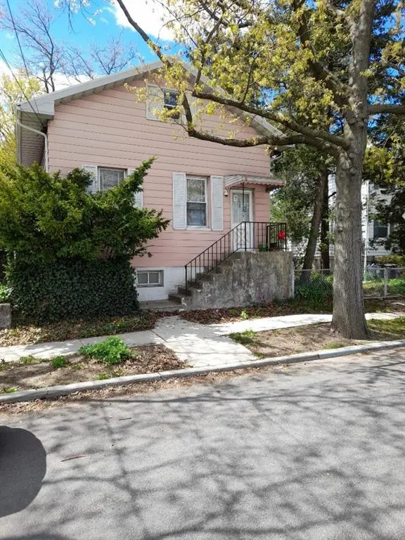 148 Van Name AVE, Staten Island, NY 10303