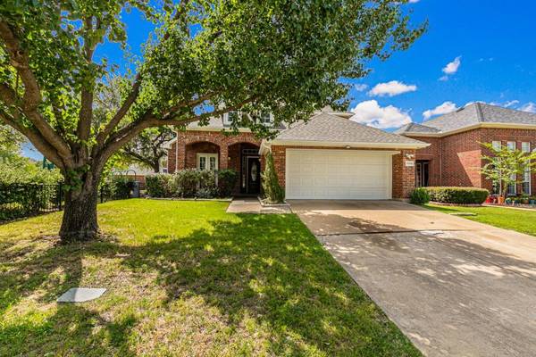 9906 Glenshee Drive, Rowlett, TX 75089