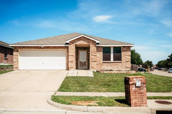 616 Almandora Drive, Arlington, TX 76002