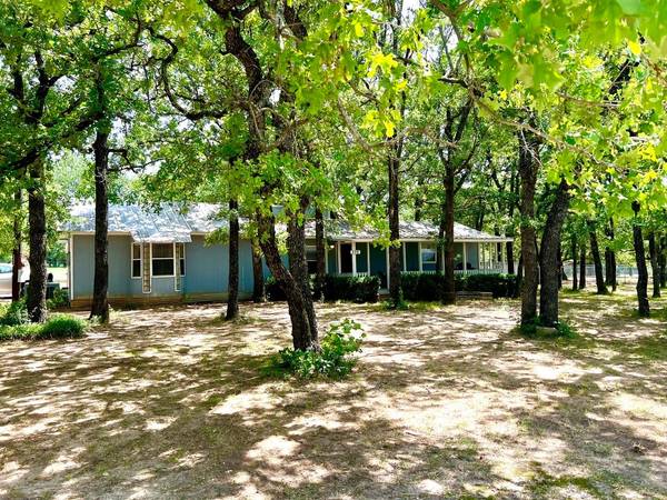 276 County Road 3432, Paradise, TX 76073