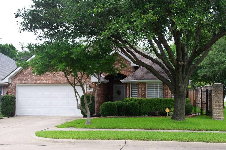 2731 Rochelle Point, Irving, TX 75062