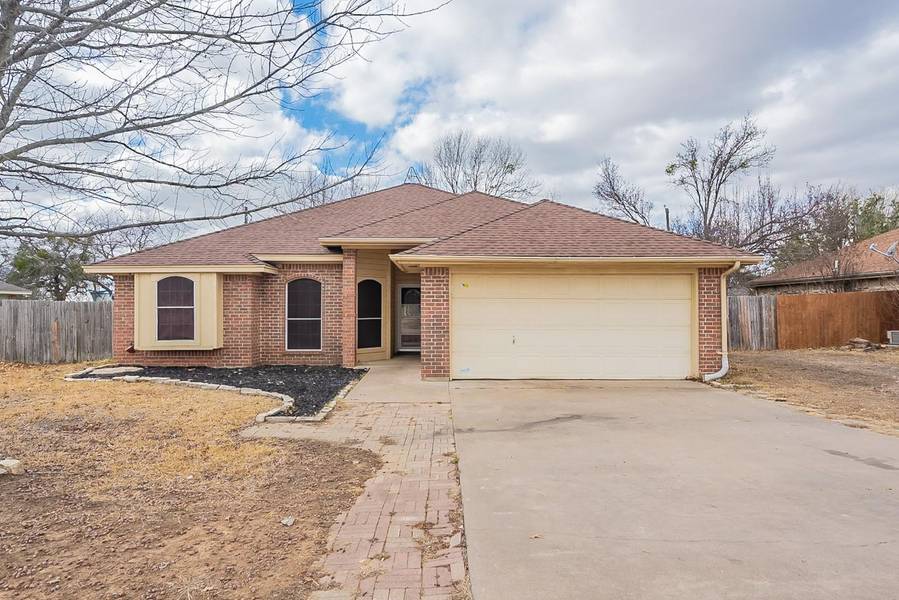 623 Johnathon Court, Joshua, TX 76058