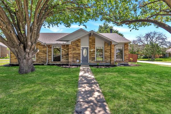 9010 Shearer Street, Rowlett, TX 75088