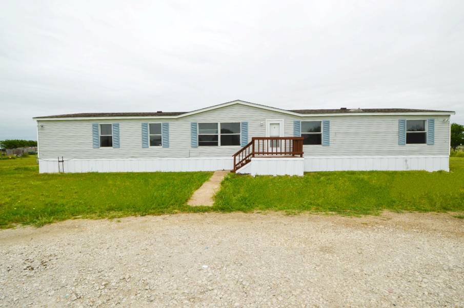 706 County Road 2133, Valley View, TX 76272