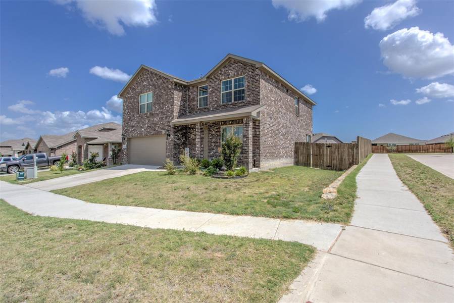 10600 Cactus Wren Court, Fort Worth, TX 76108