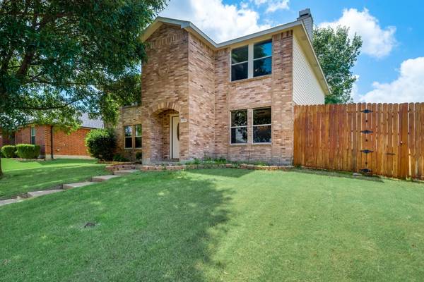 1735 Hickory Creek Lane, Rockwall, TX 75032