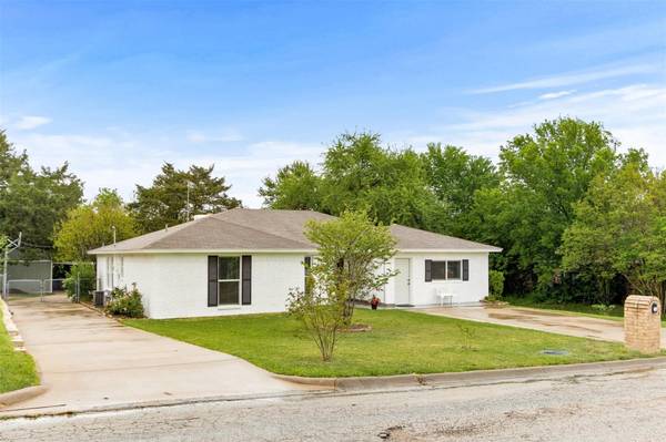 Keene, TX 76059,212 E Maple Street