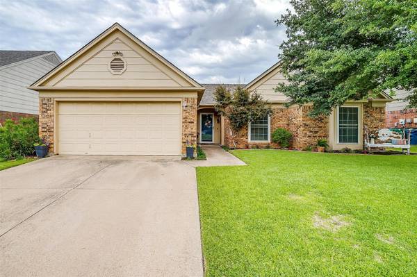 7009 Quail Meadow Drive, Watauga, TX 76148