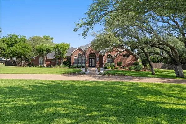 Crawford, TX 76638,203 Twisted Oak Lane