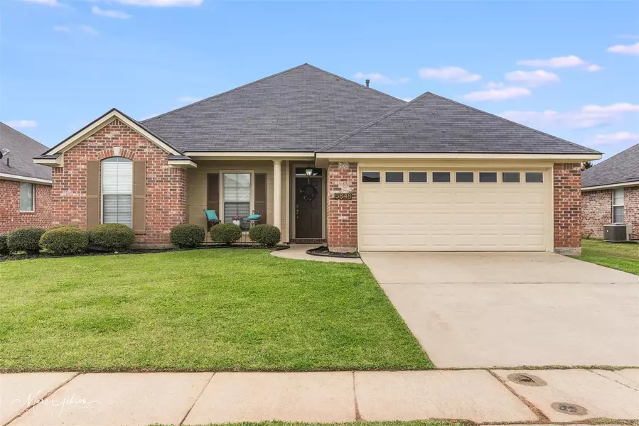 5848 Bluebonnett Drive, Bossier City, LA 71112