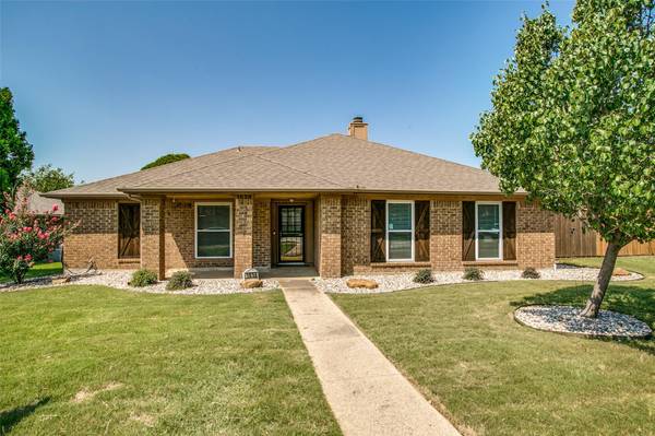 1638 Sunswept Terrace, Lewisville, TX 75077