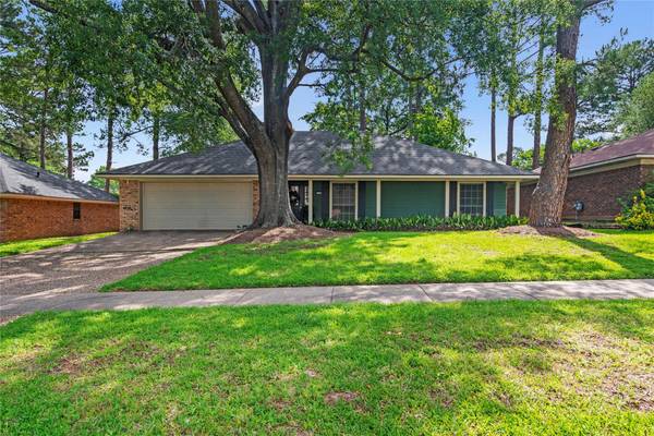 8009 Arcadian Shores Drive, Shreveport, LA 71129