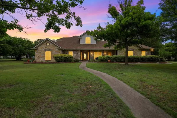 520 Dunaway Road, Waxahachie, TX 75167