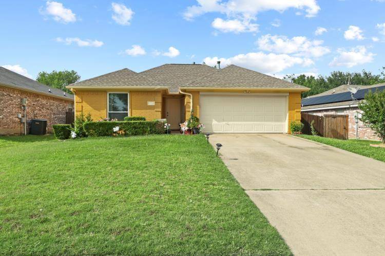 507 Starling Drive, Desoto, TX 75115