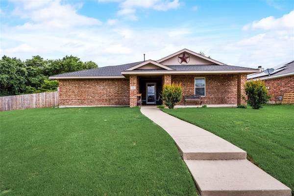 118 Stoney Creek Lane, Terrell, TX 75160