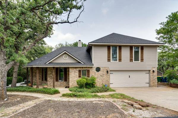 235 Lake Drive,  Hickory Creek,  TX 75065