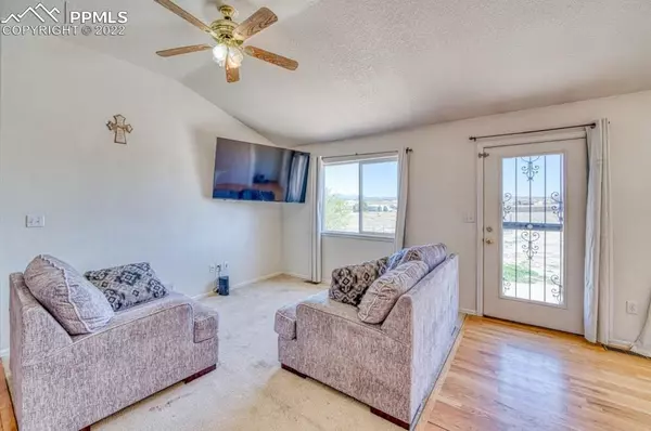 Pueblo West, CO 81007,1563 W Caballo DR