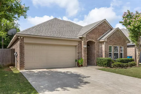 Lake Dallas, TX 75065,512 Highpark Court