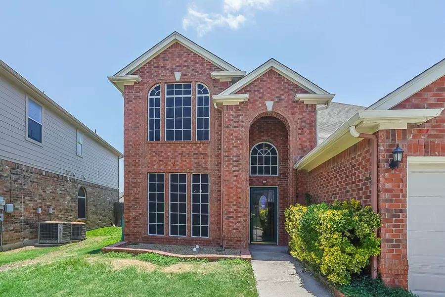 4628 Parkmount Drive, Fort Worth, TX 76137