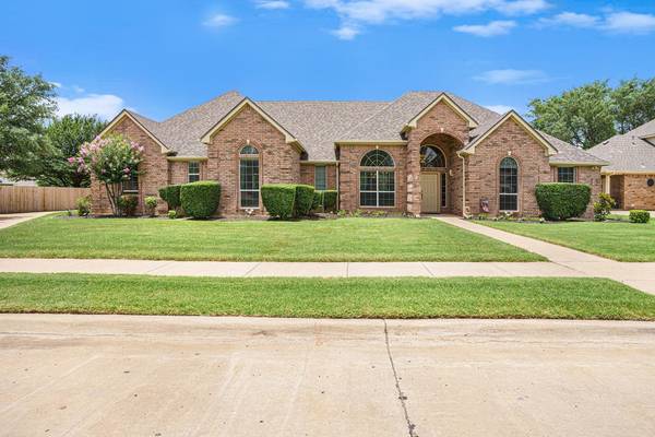 1112 BLUE GILL LANE, Crowley, TX 76036